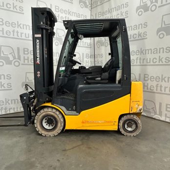 Jungheinrich EFG425k - B2412