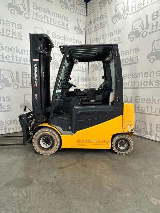 Jungheinrich EFG425k - B2412