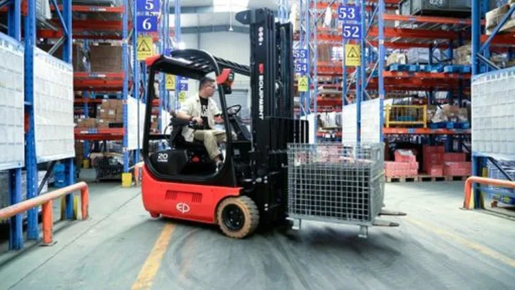 Nieuwe, elektrische heftruck