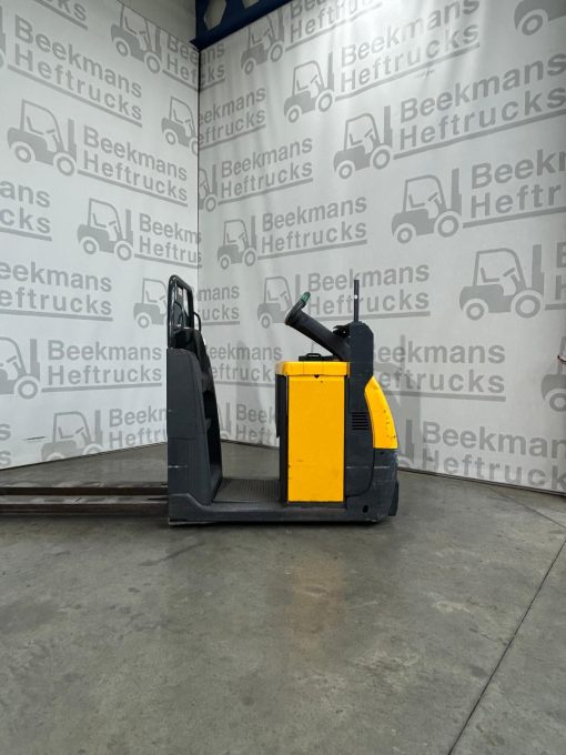 Jungheinrich ECE 225 XL