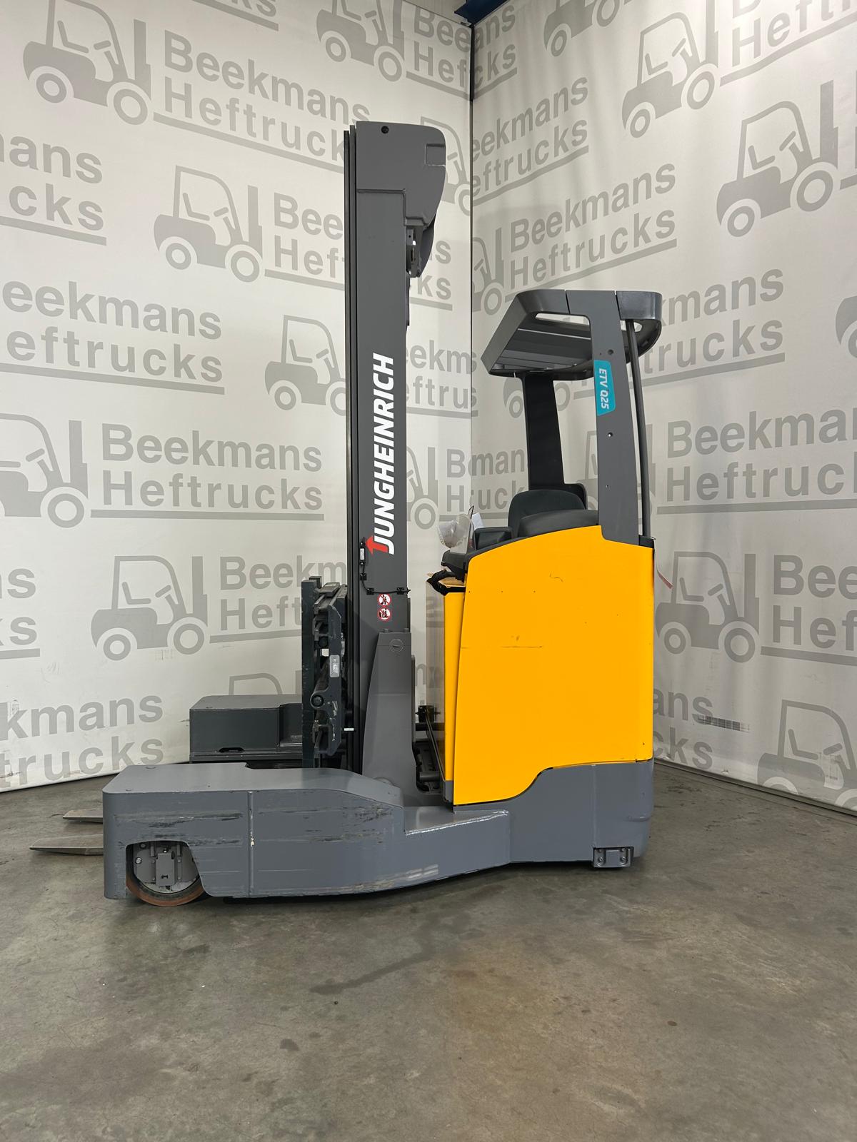 Jungheinrich ETVQ25 - B3536
