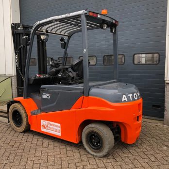 Alternative view of Toyota 8FBMT50 - B2978