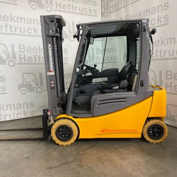 Jungheinrich EFG320 - B3329