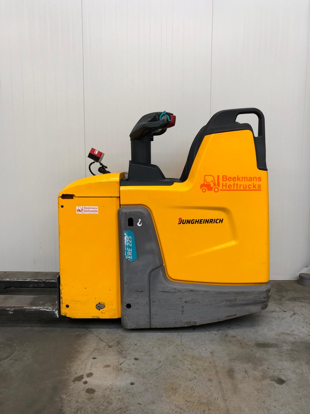 Jungheinich ERE225 Drive Plus - B3081