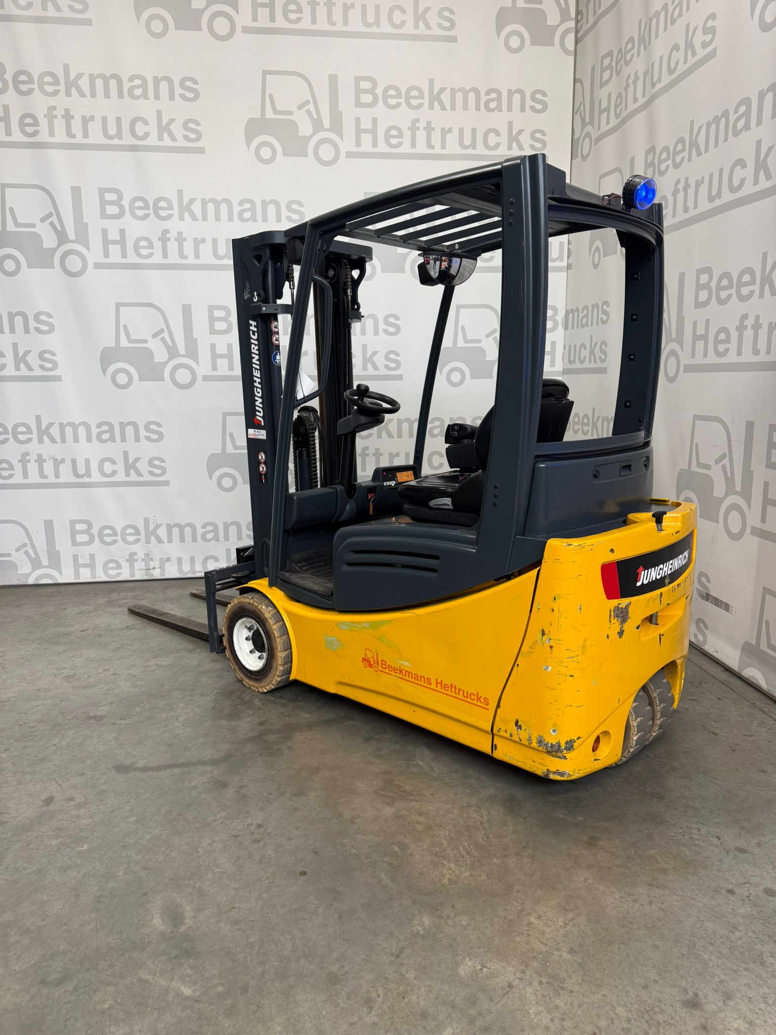 Jungheinrich EFG220 - B2215