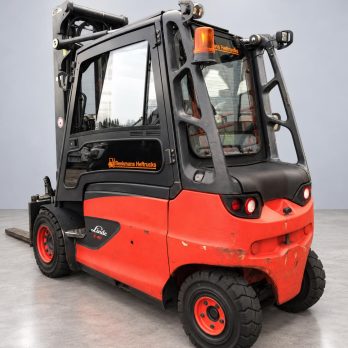 Alternative view of Linde E-40 - B2448