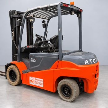 Alternative view of Toyota 8FBMT50 - B2978