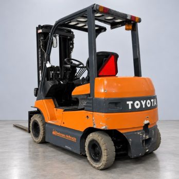 Alternative view of Toyota 7FB25 (Quatro) - B2972